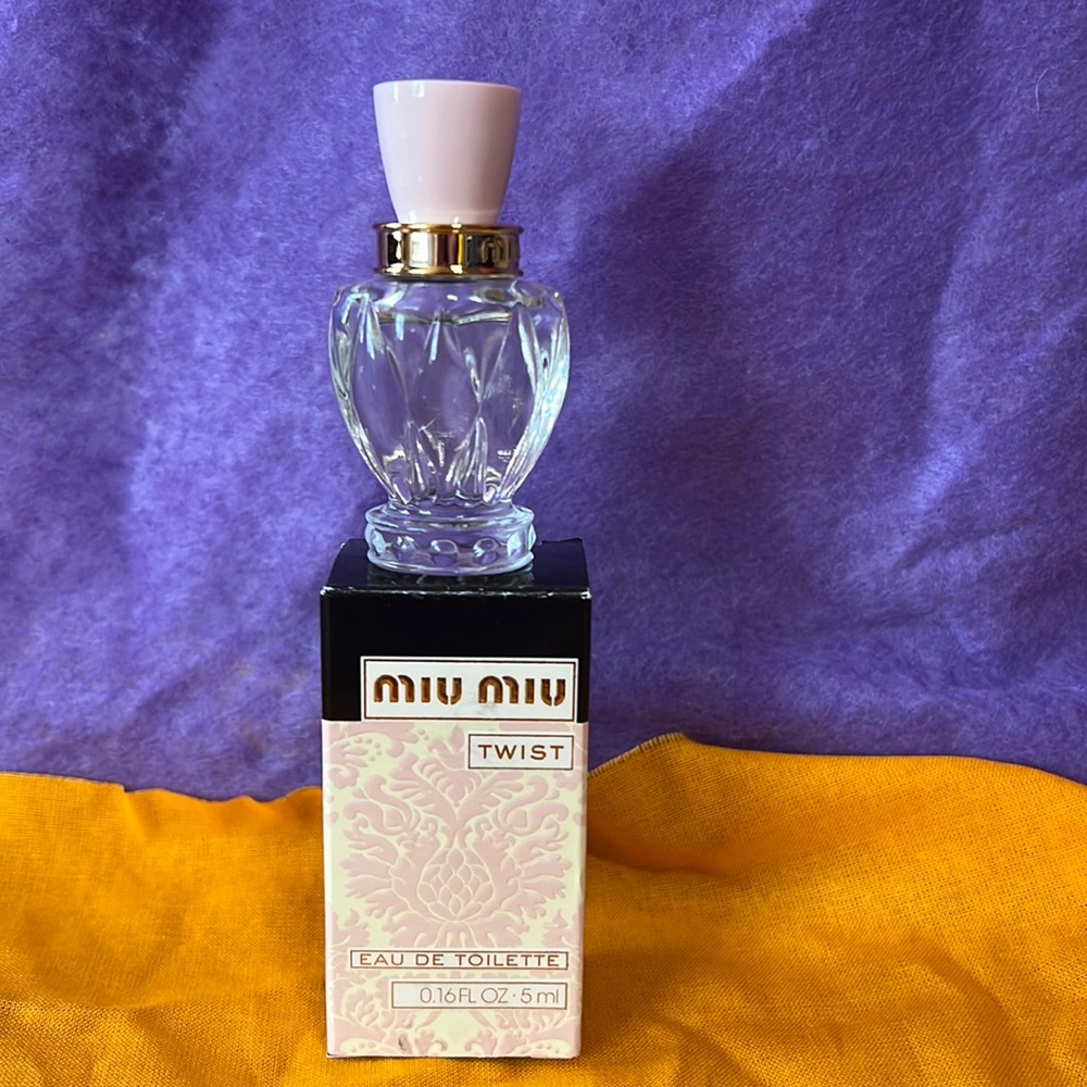 Miu Miu Twisted